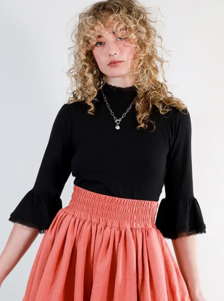 Kiki Blouse in Black (Sample Size, 43" Bust)